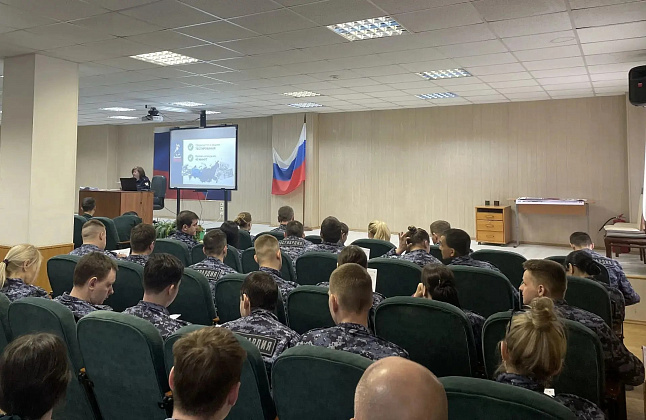 Столичные росгвардейцы присоединились к акции «Диктант Победы»
