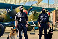 Кинологи ОМОН «Авангард» столичного главка Росгвардии приняли участие в мероприятии в честь Дня фронтовой собаки